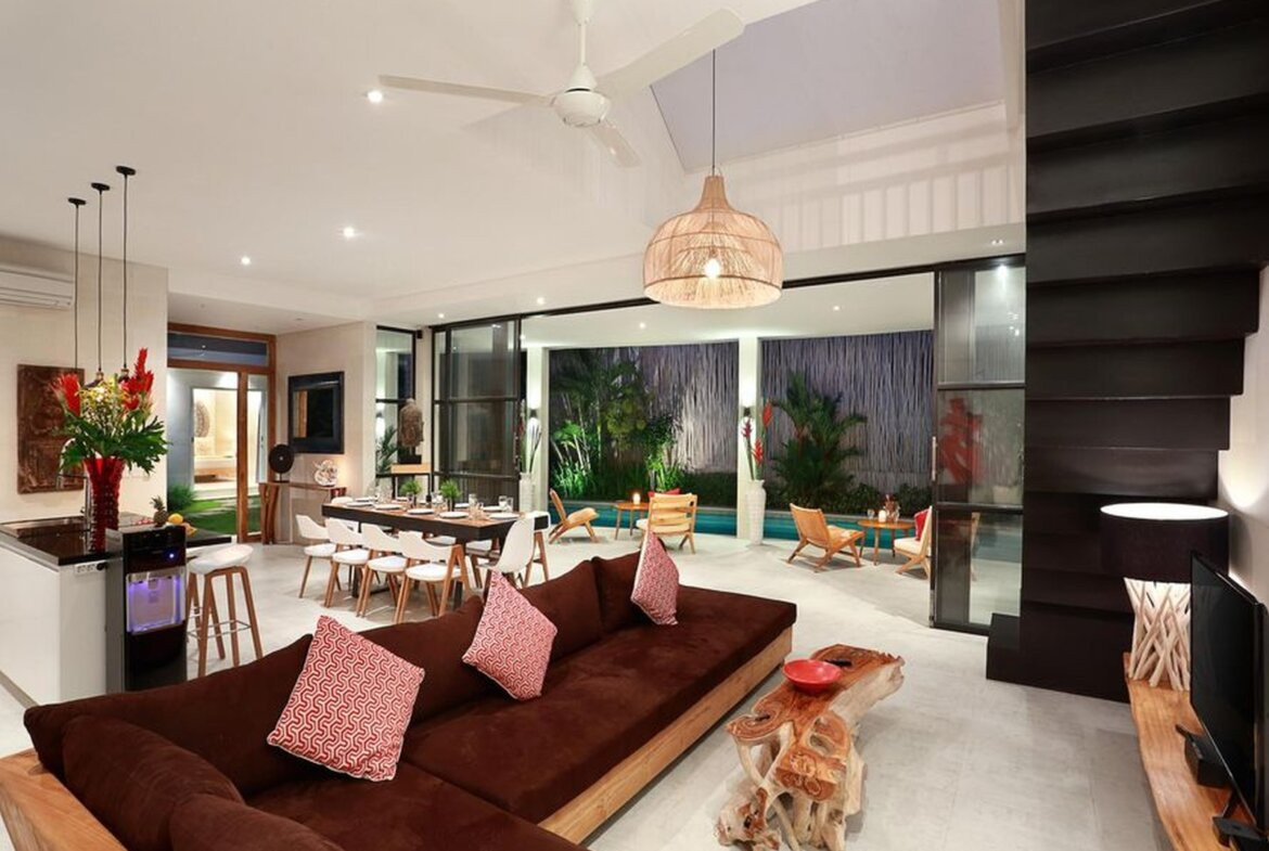 Elegantná 4-spálňová vila v srdci Seminyaku