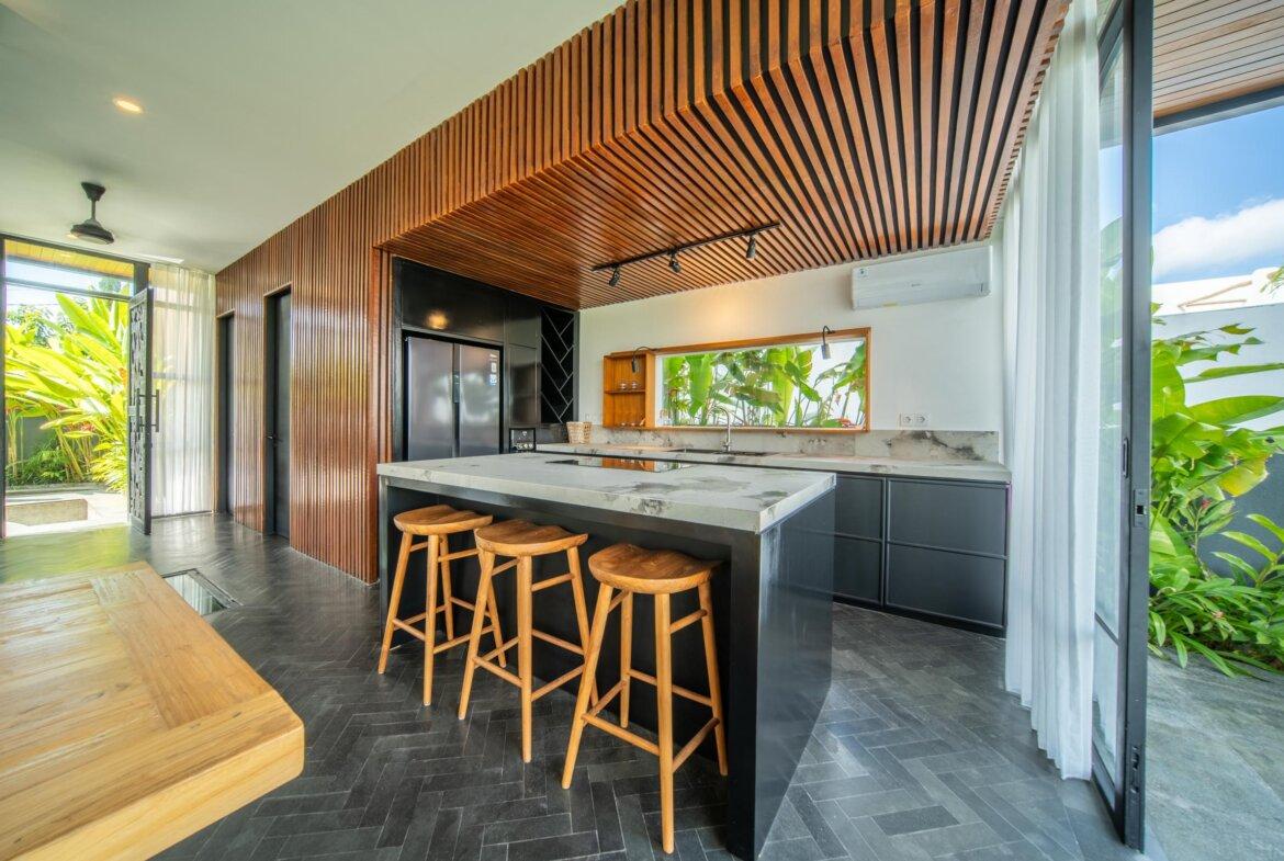 Tropicko-japonská 3-spálňová vila v Tumbak Bayuh