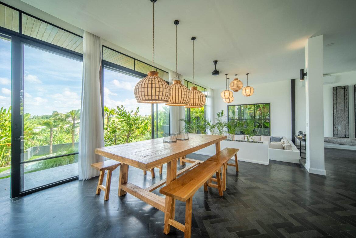 Tropicko-japonská 3-spálňová vila v Tumbak Bayuh