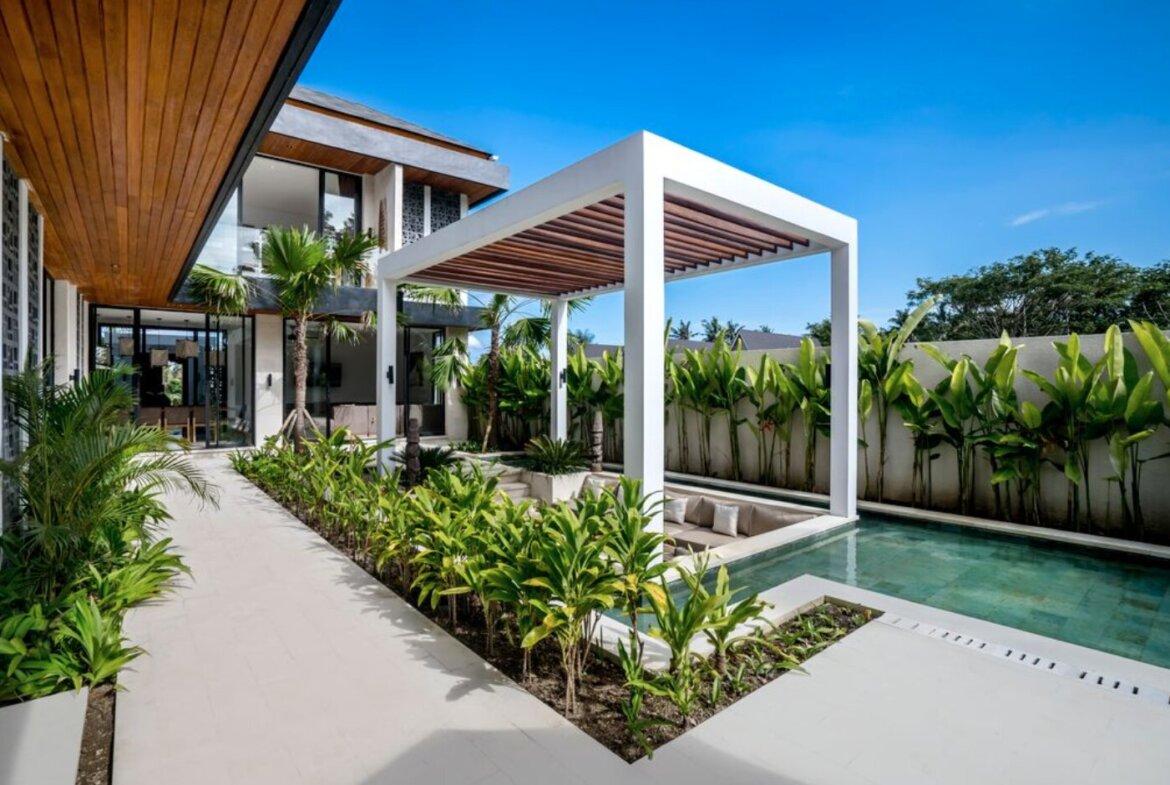 Exkluzívne tropické bývanie s výhľadom na prírodu v Ubud