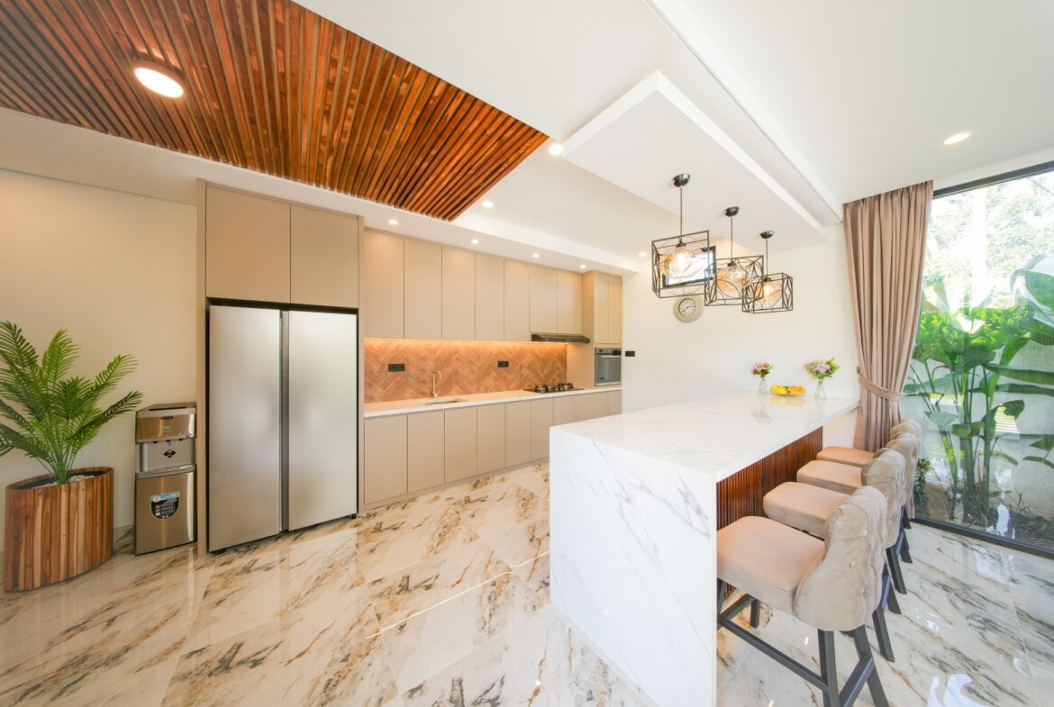 Moderná päťspálňová rodinná vila v pokojnej časti Ubud