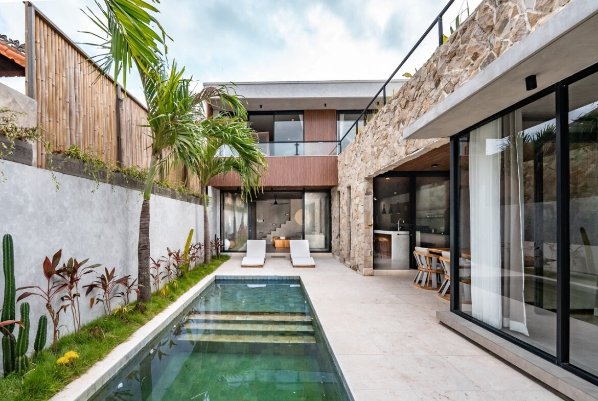 Tropická trojspálňová vila s výhľadom na ryžové polia v Ubud