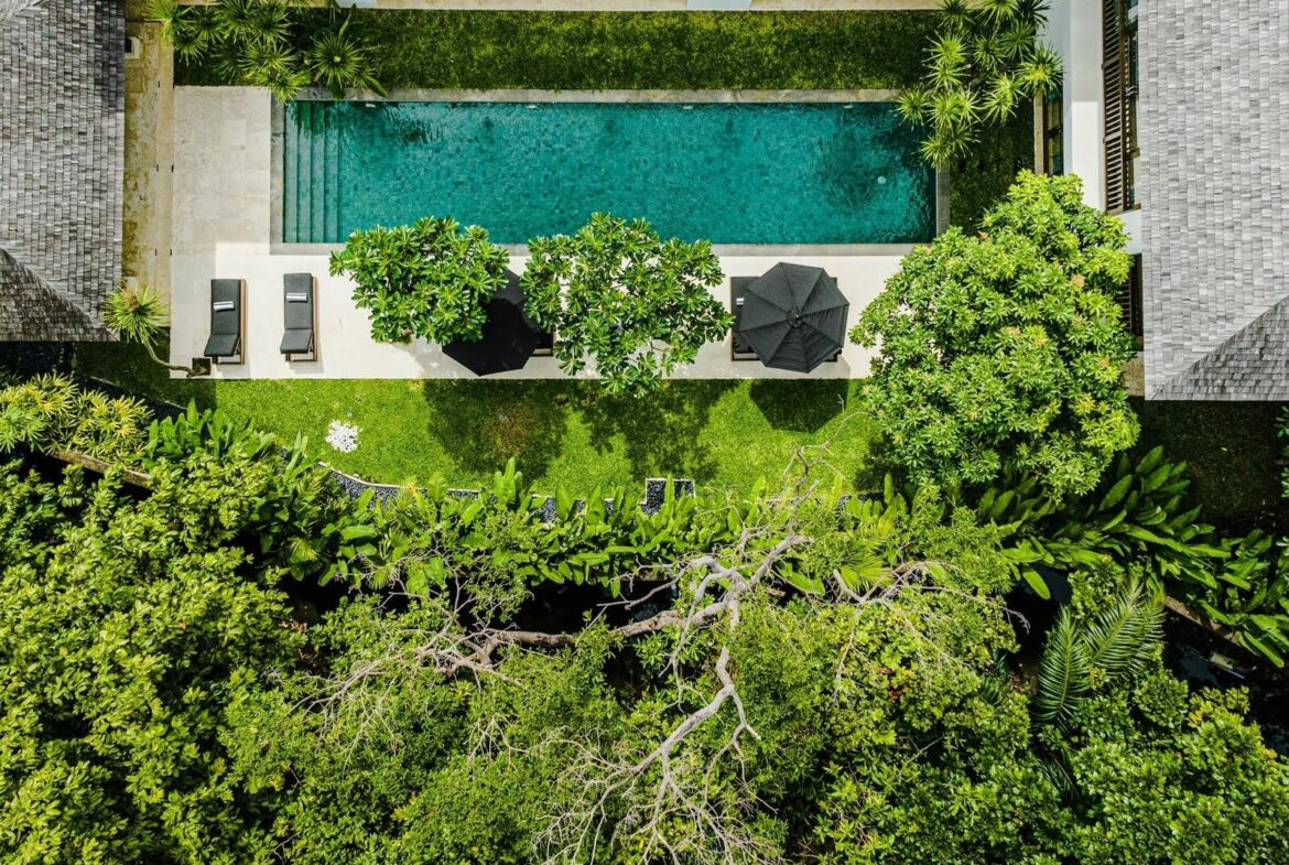 Rozľahlá dizajnová vila so 4 spálňami pri pláži Petitenget