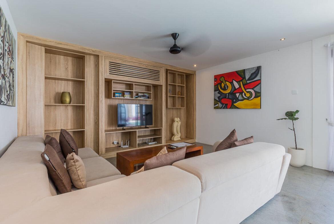 Moderná minimalistická 3-spálňová vila v Seminyak