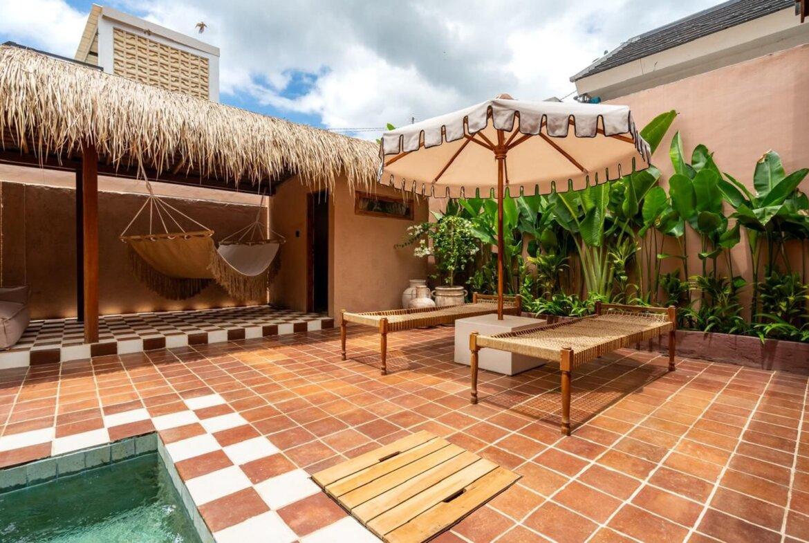 Tropická dvojspálňová vila v pešej vzdialenosti od pláže v Kedungu