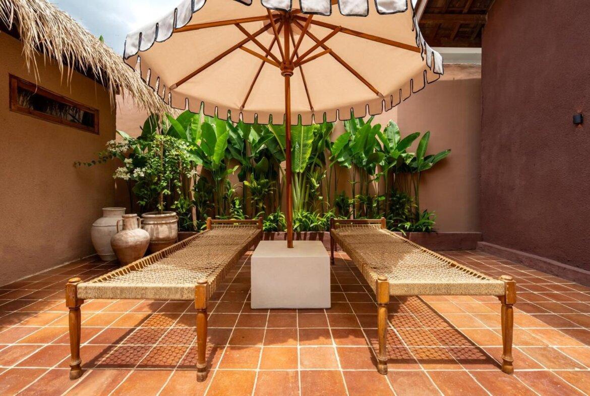 Tropická dvojspálňová vila v pešej vzdialenosti od pláže v Kedungu