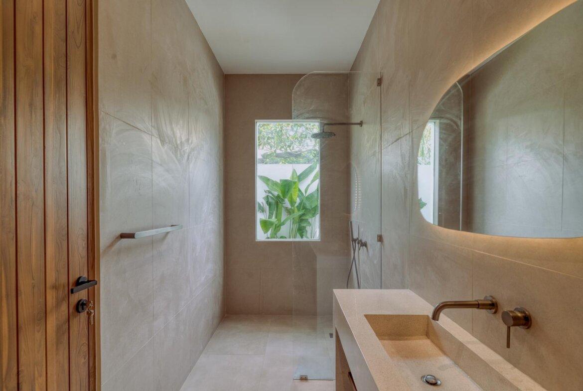 Moderná tropická dvojspálňová vila v Pecatu