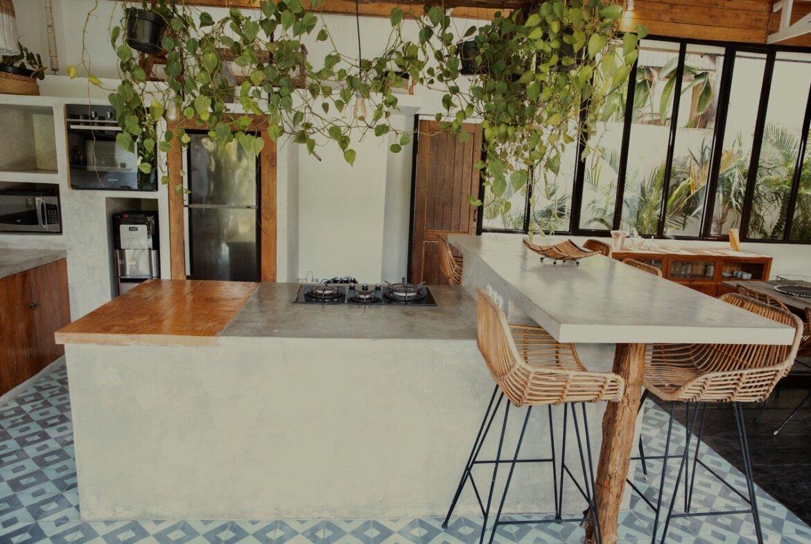 Trojspálňová vila pri pláži v Canggu