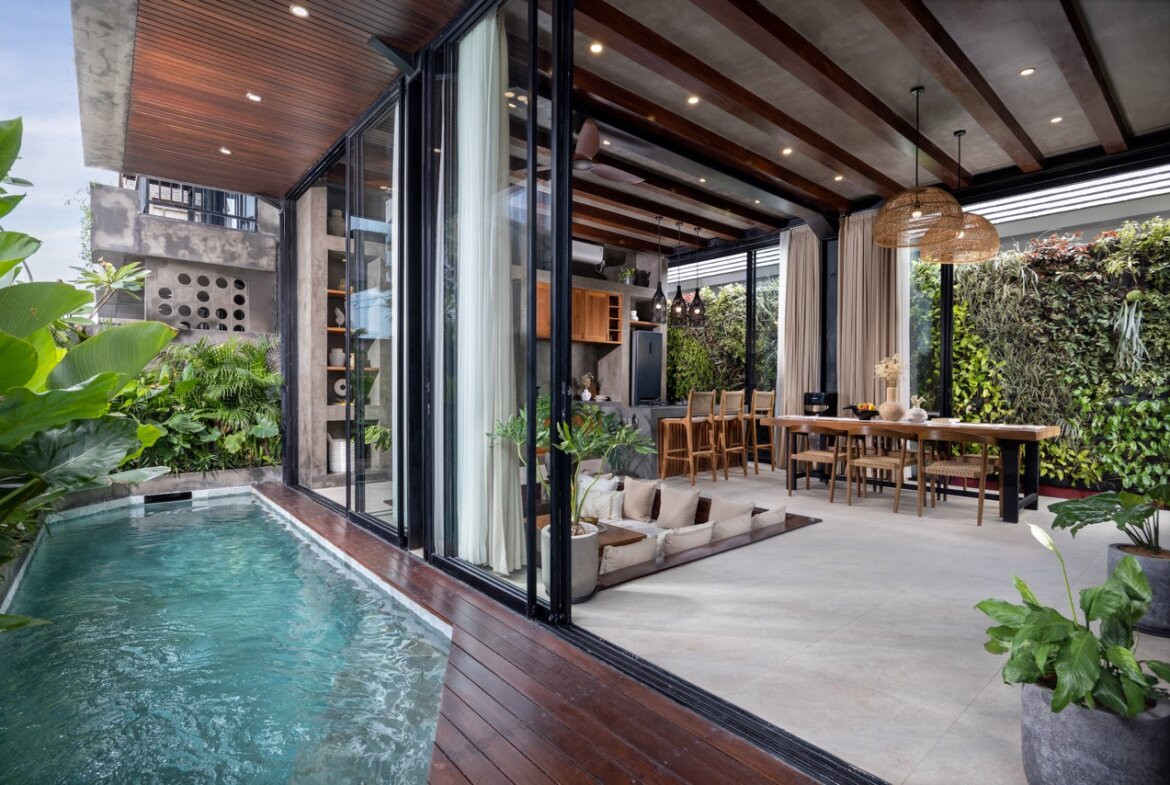 Tropický rodinný dom v centre Padonan, Canggu