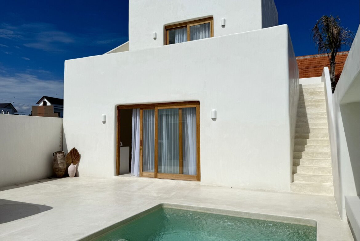 Štýlová 2-izbová vila s výhľadom na ryžové polia v Munggu