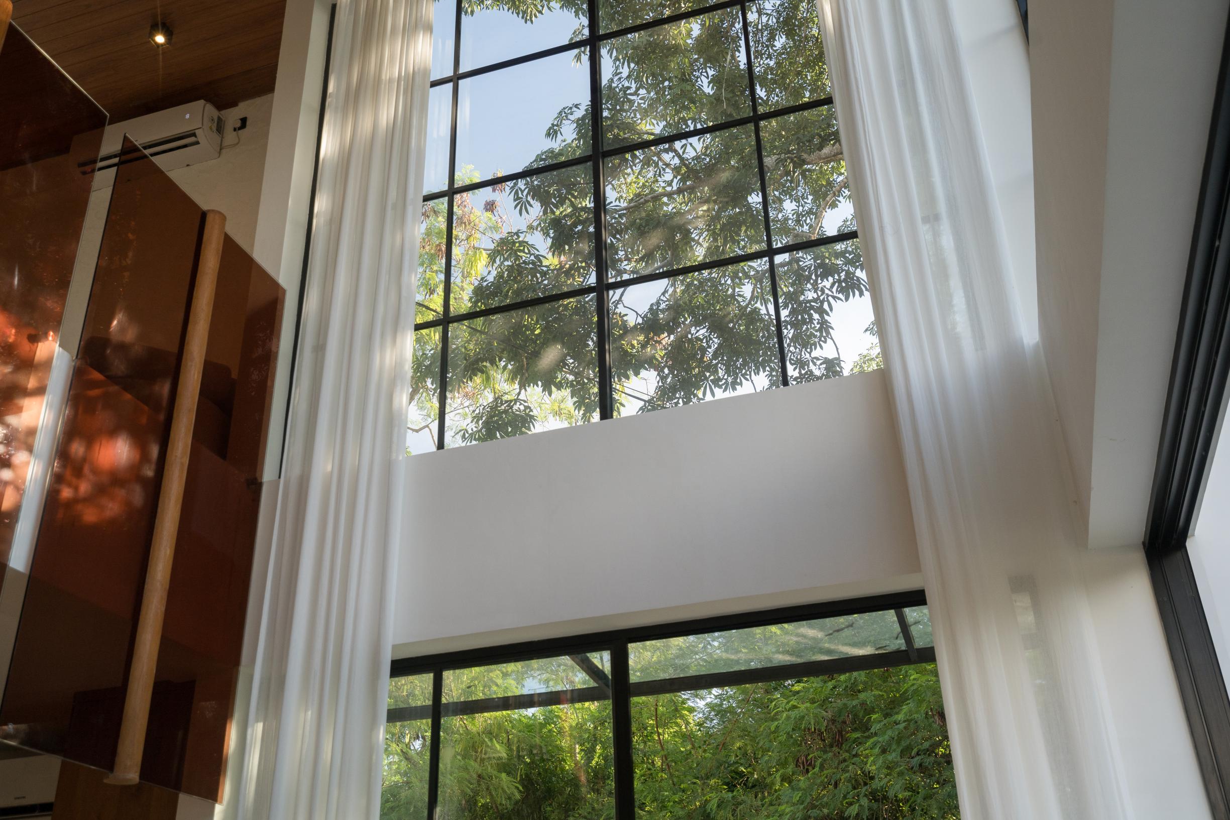 Dizajnérska vila s 2 spálňami v modernom balijskom štýle