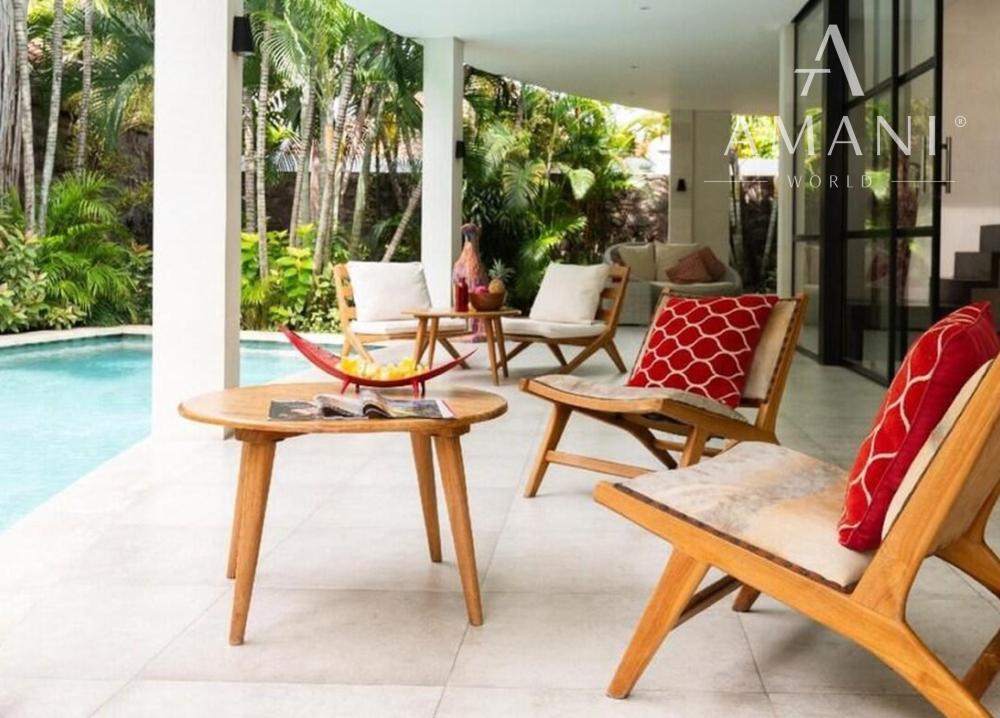 Elegantná 4-spálňová vila v srdci Seminyaku