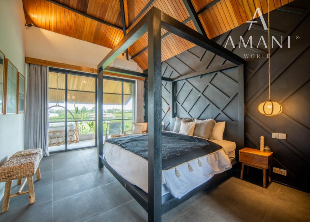 Tropicko-japonská 3-spálňová vila v Tumbak Bayuh