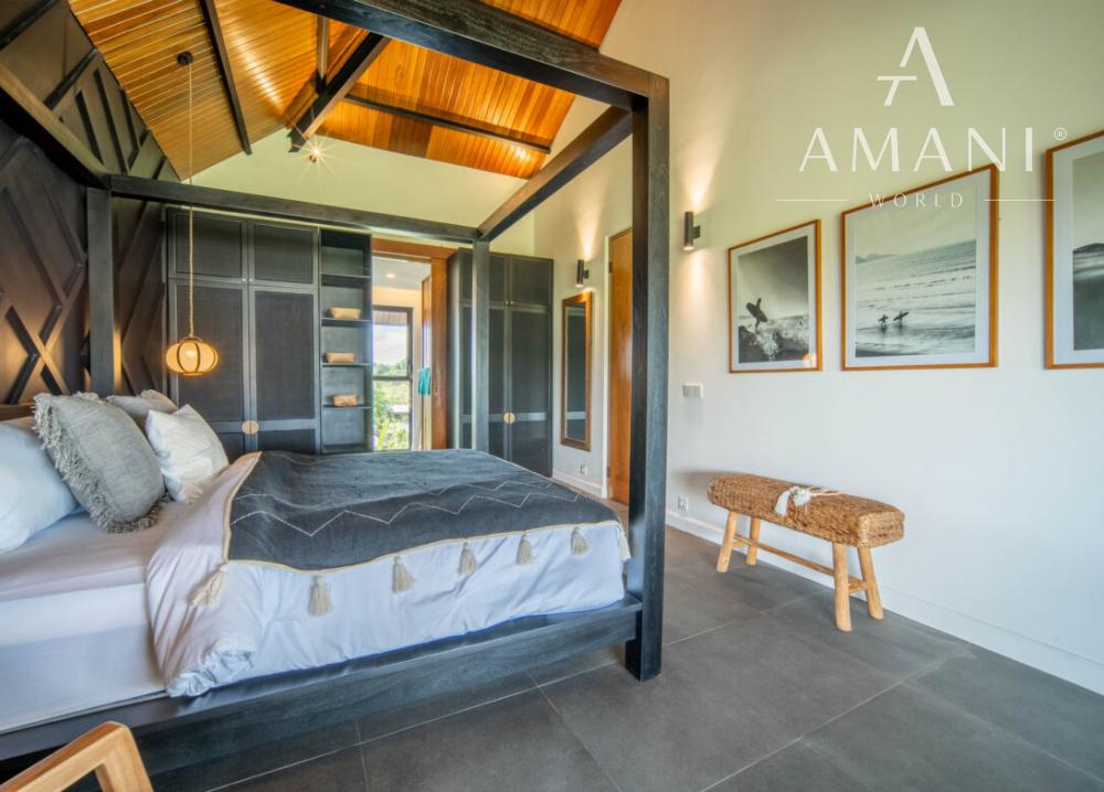 Tropicko-japonská 3-spálňová vila v Tumbak Bayuh