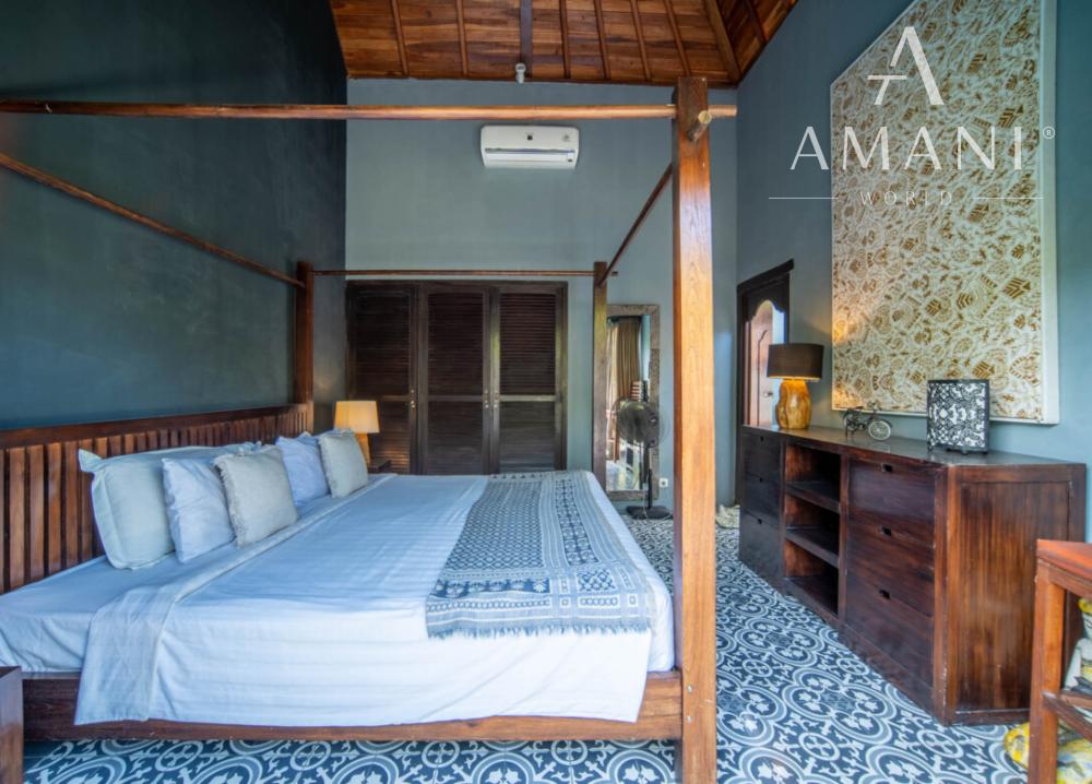 Vila s balijským nádychom a detailmi z teakového dreva