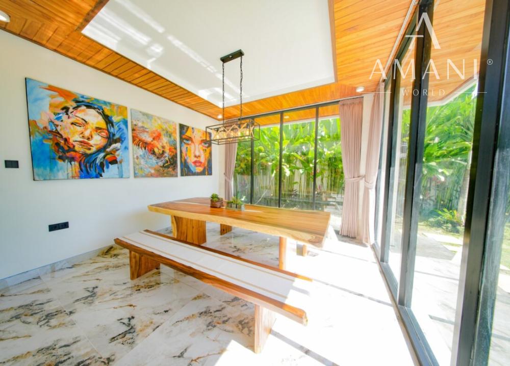 Moderná päťspálňová rodinná vila v pokojnej časti Ubud