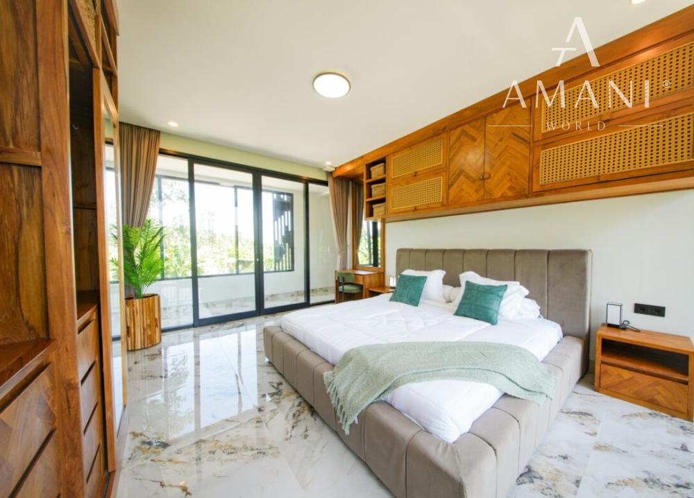 Moderná päťspálňová rodinná vila v pokojnej časti Ubud