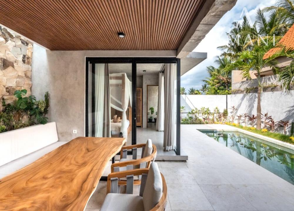 Tropická trojspálňová vila s výhľadom na ryžové polia v Ubud