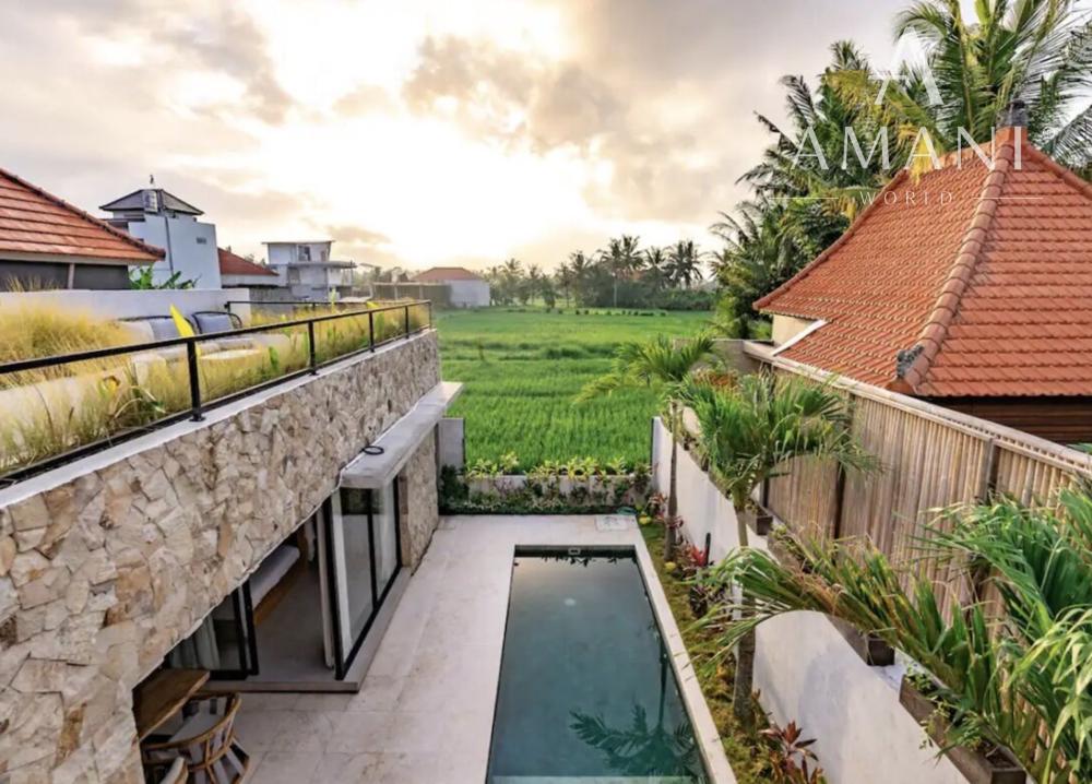 Tropická trojspálňová vila s výhľadom na ryžové polia v Ubud