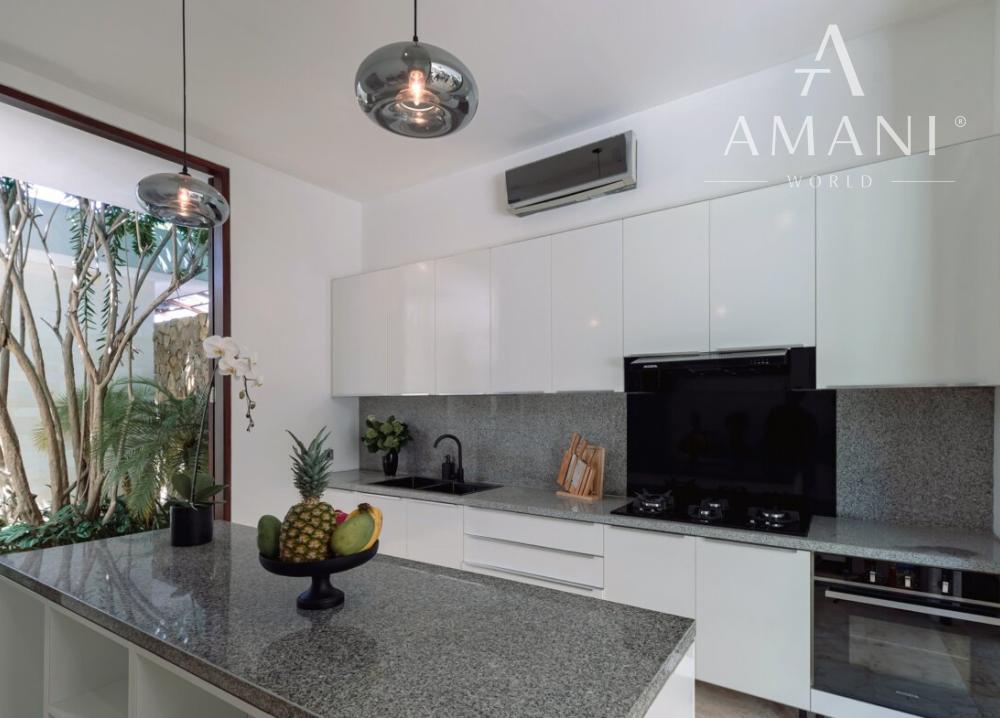 Rozľahlá dizajnová vila so 4 spálňami pri pláži Petitenget