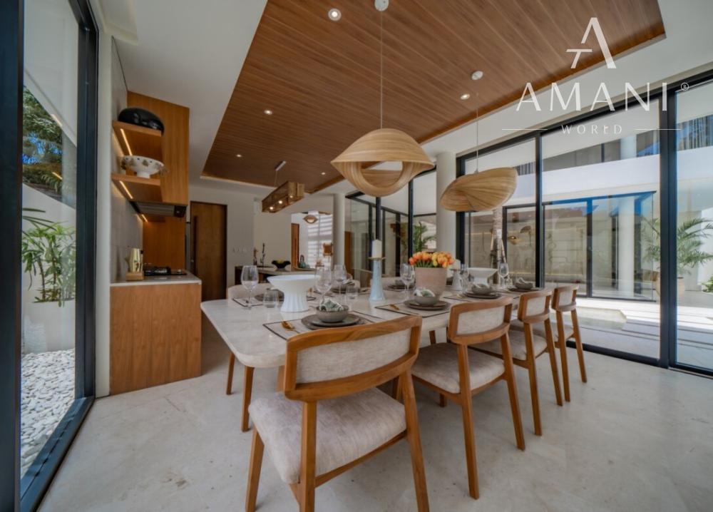 Štvorizbová moderná vila s kinom v Umalas