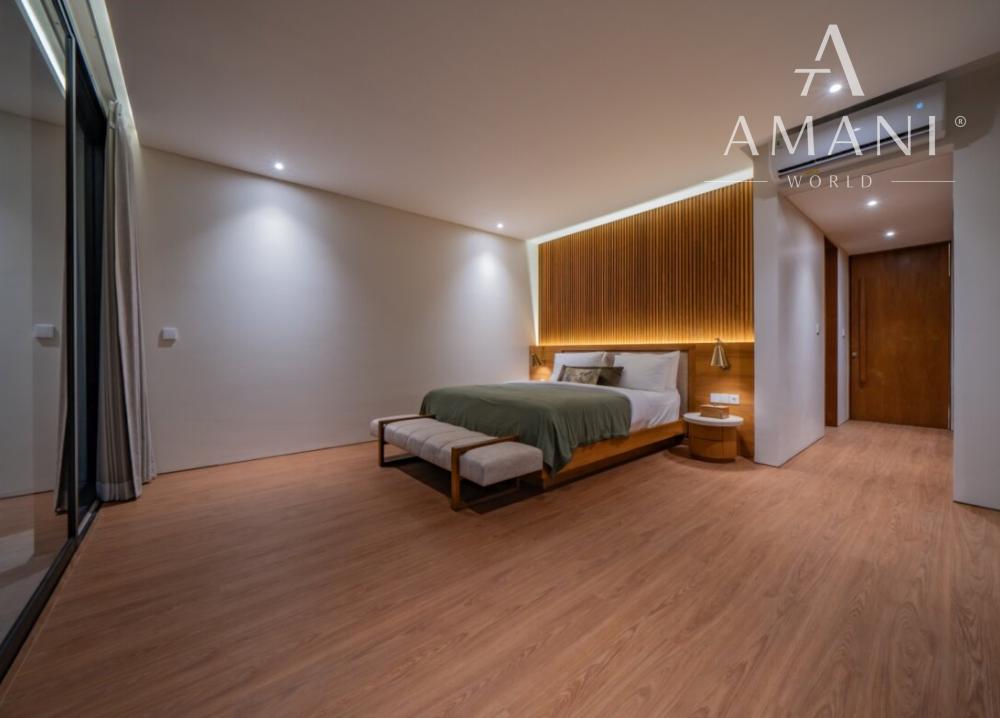 Štvorizbová moderná vila s kinom v Umalas