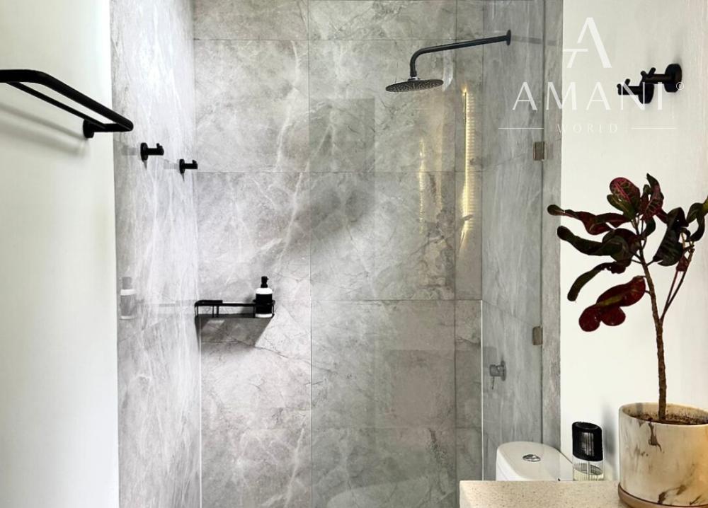 Moderná vila s malebným výhľadom v Tumbak Bayuh