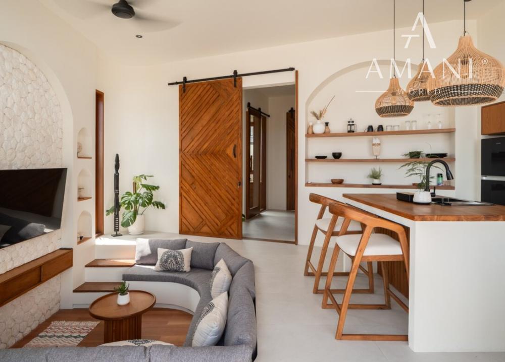 Moderná tropická jednoizbová vila blízko pláže v Cemagi