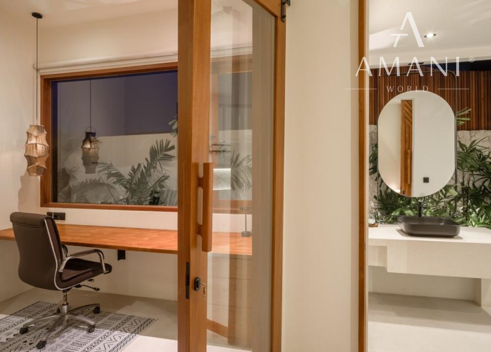 Moderná tropická jednoizbová vila blízko pláže v Cemagi