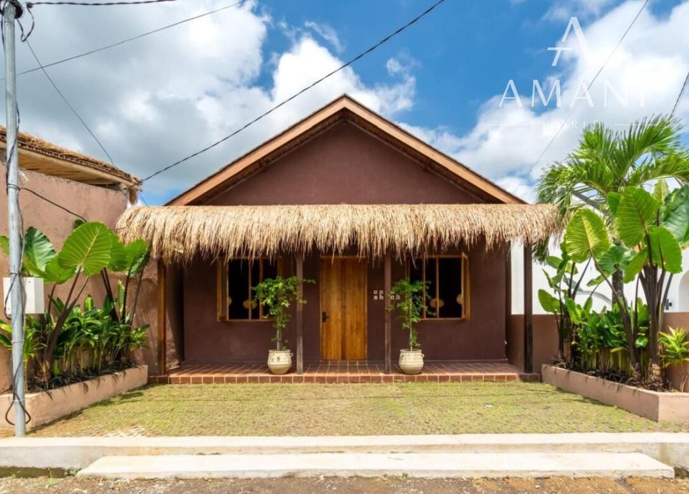 Tropická dvojspálňová vila v pešej vzdialenosti od pláže v Kedungu