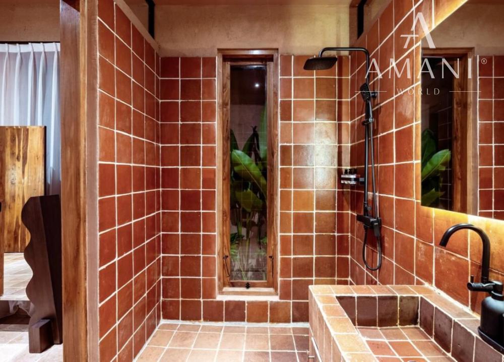 Tropická dvojspálňová vila v pešej vzdialenosti od pláže v Kedungu