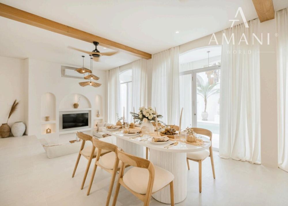 Moderná biela vila s 3 spálňami v centrálnej časti Uluwatu