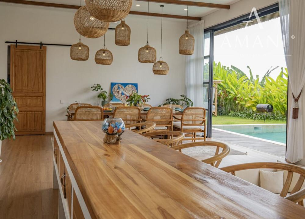 Trojspálňová vila v stredomorskom štýle v kopcoch Jimbaran