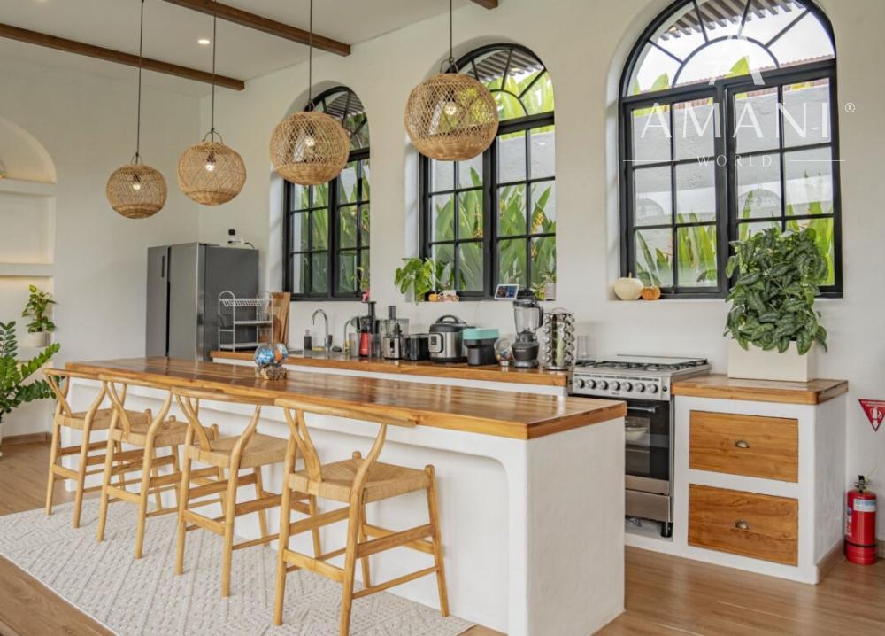 Trojspálňová vila v stredomorskom štýle v kopcoch Jimbaran