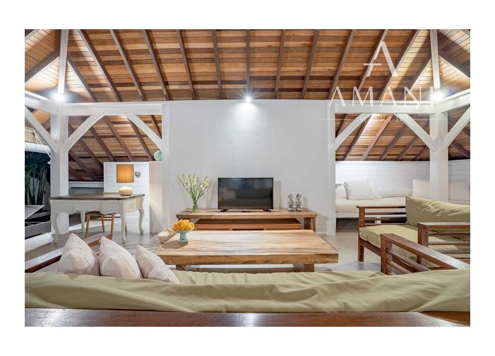 Tradičná balijská vila s tromi spálňami v Berawa