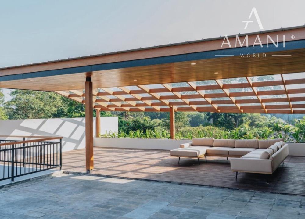 Nová moderná trojspálňová vila so strešnou terasou v Canggu