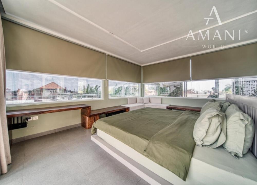 Tropická vila s 3 spálňami a strešnou terasou v Tumbak Bayuh