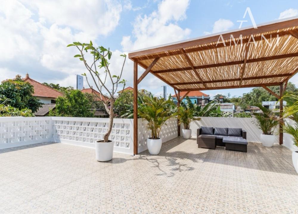 Investičná vila s pracovňou a strešnou terasou v Canggu