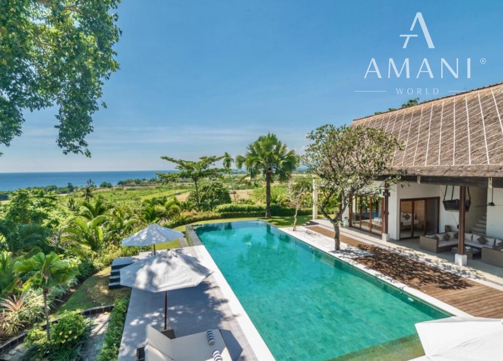 Plážová vila na útese s výhľadom na oceán v severnom Bali