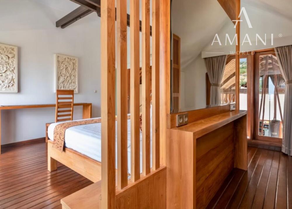 Plážová vila na útese s výhľadom na oceán v severnom Bali