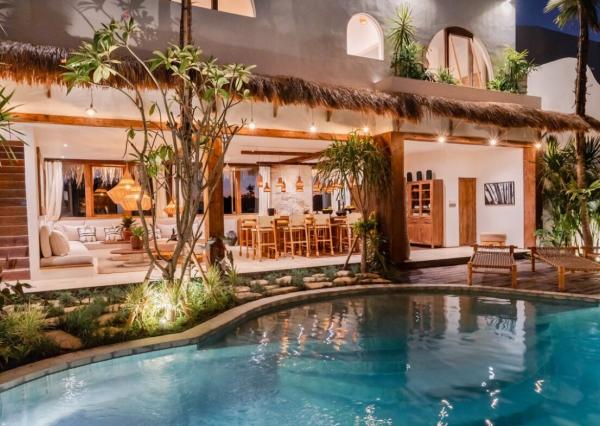 Tropický raj – Elegantná 5-spálňová vila s moderným nádychom