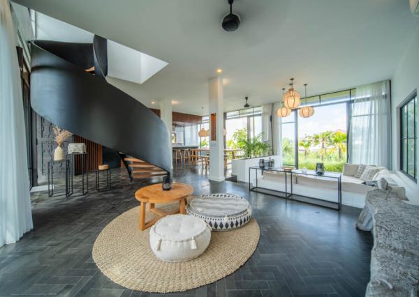 Tropicko-japonská 3-spálňová vila v Tumbak Bayuh