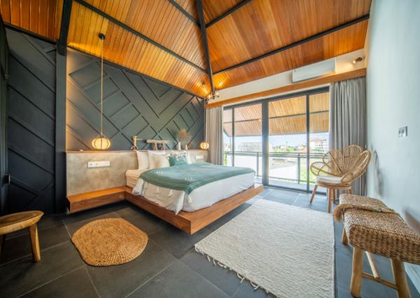 Tropicko-japonská 3-spálňová vila v Tumbak Bayuh