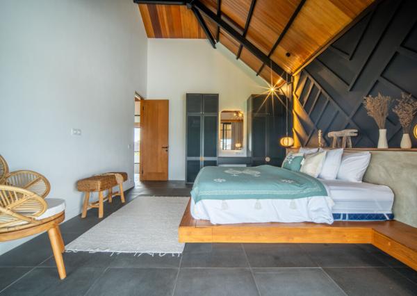 Tropicko-japonská 3-spálňová vila v Tumbak Bayuh