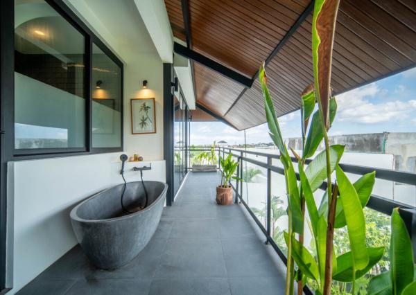 Tropicko-japonská 3-spálňová vila v Tumbak Bayuh