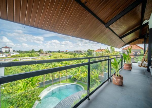 Tropicko-japonská 3-spálňová vila v Tumbak Bayuh