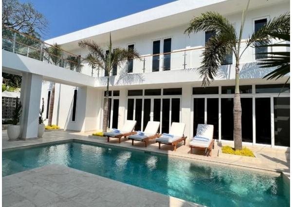 2-spálňová vila v stredomorskom štýle so strešnou terasou