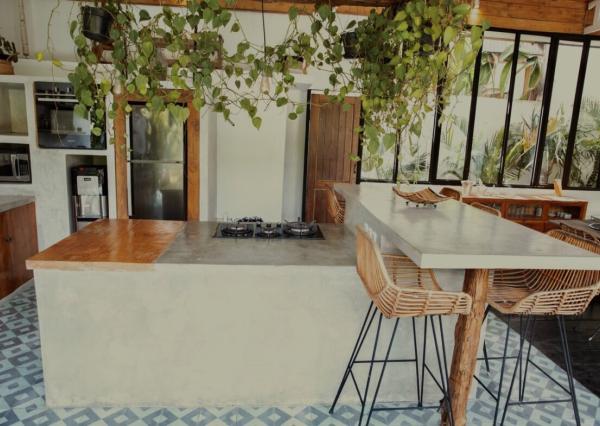 Štýlová 3-spálňová vila len pár minút od pláže