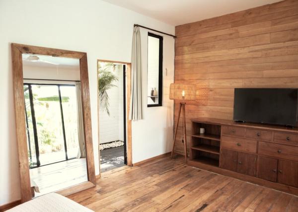 Štýlová 3-spálňová vila len pár minút od pláže