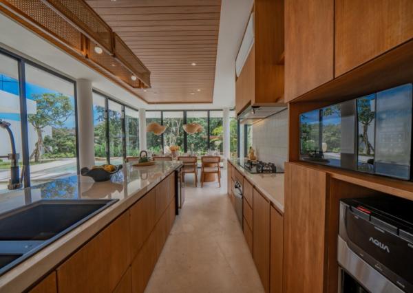 Luxusná 4-spálňová vila s kinosálou